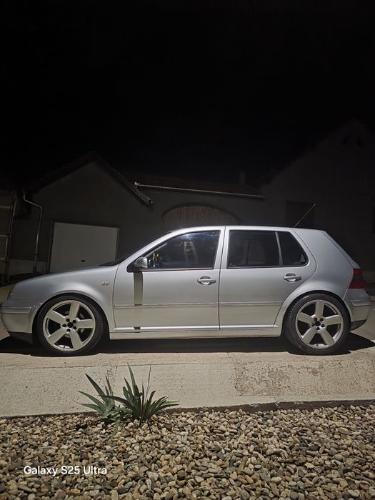 Vând jante 5×100 R18 cu anvelope iarna