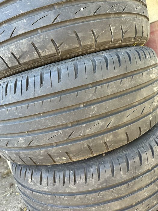 Vand caucicuri premiorri 225 50 R17