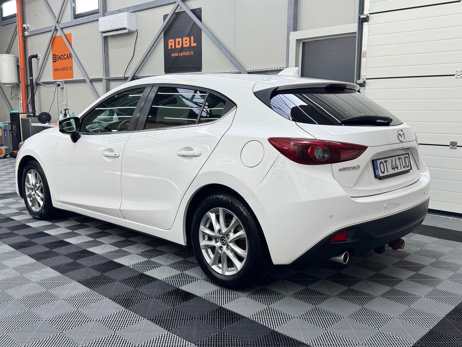 MAZDA 3 2015 — imagine 2