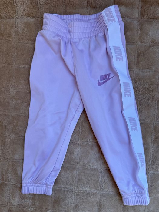 Nike анцунг за 2/3 години с етикети