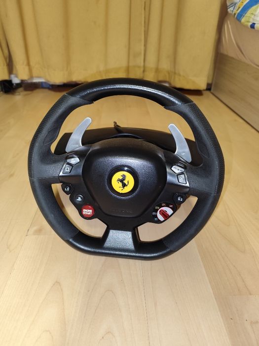 Волан с педали Thrustmaster Ferrari