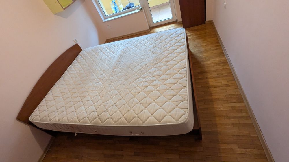 Продавам матрак Тед 160x200