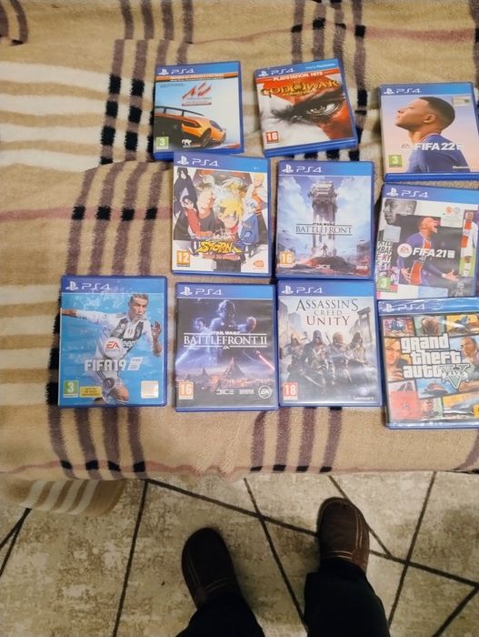Продавам игри за PS 4