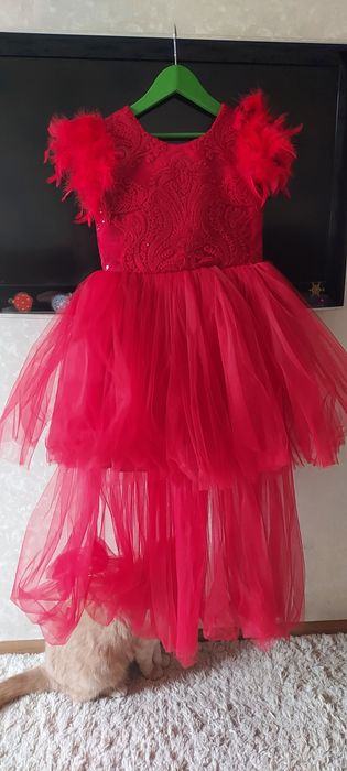 Продам платья для девочки