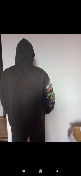 Брендовая кофта продам