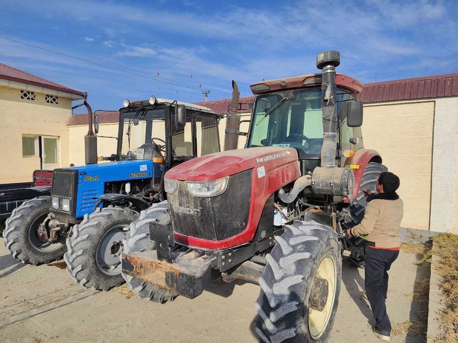 Traktor FM World 1804