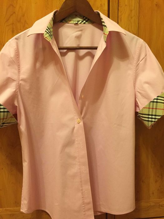 Camaza roz Burberry