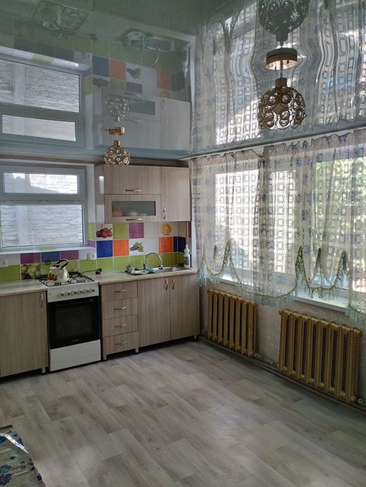 Продам полдома! Чапаевка.