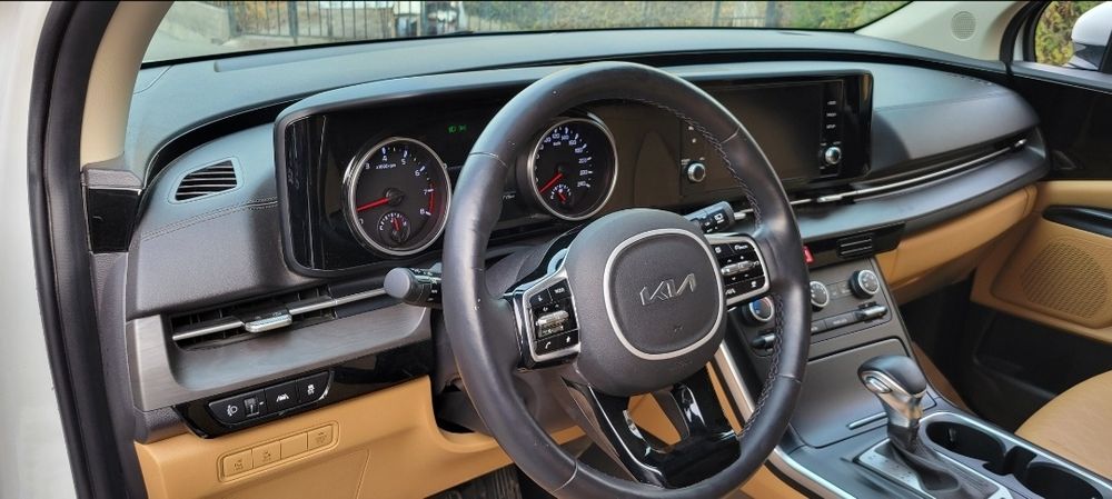 Kia Carnival  2022 model