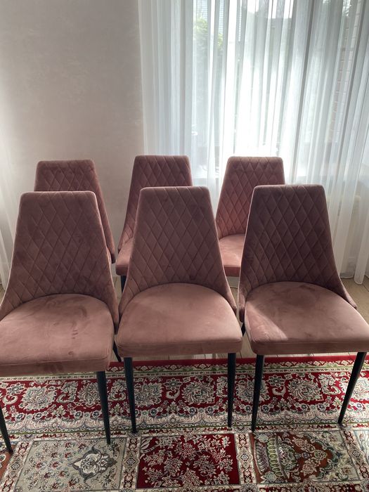 Стулья для гостиной