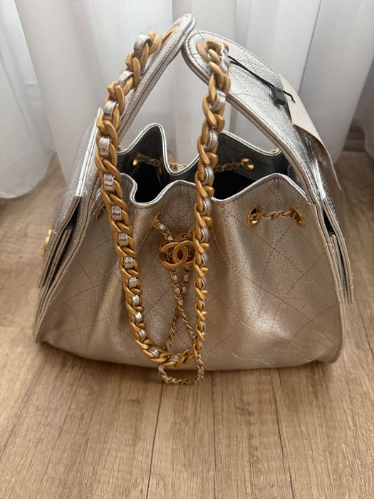 Дамска Чанта Chanel Hobo 25