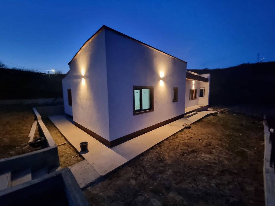 Casă modernă 4 camere la cheie | Tomești, 92mp utili, Teren 500mp, Toate utilitățile
