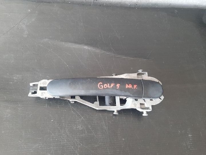 Maner exterior dreapta fata vw golf 5 plus 1k0837886