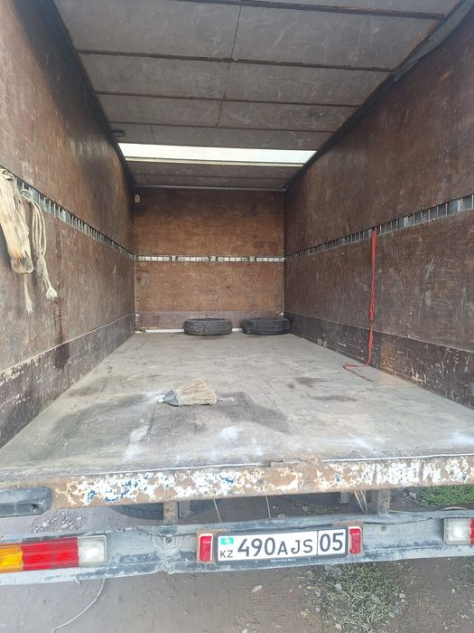 Мерседес 609. Автомат. 3 уз.  Срочно