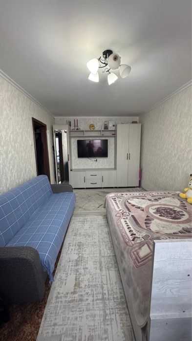 Срочно 1 ком.кв район Достык Молла