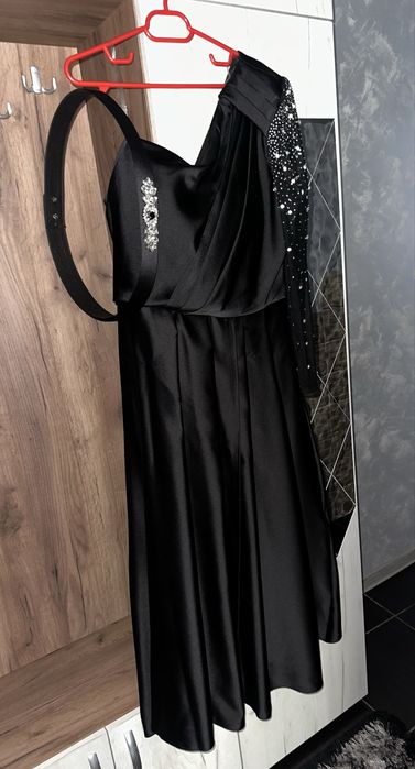 Vând Rochie De Ocazie