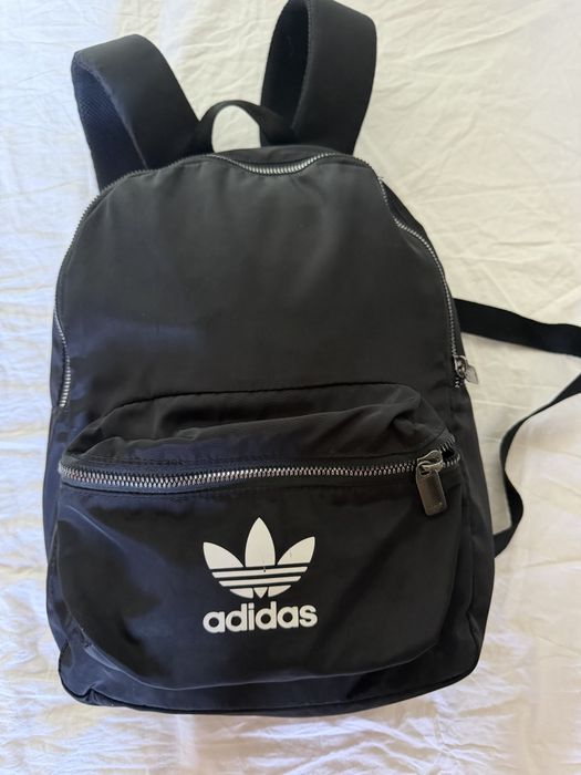 Черна раница Adidas