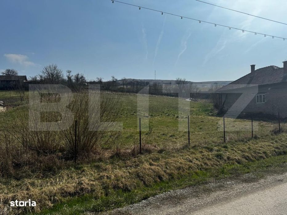 Casa De Vanzare Cu 3 Camere Situata In Jichisul De Jos La Doar Numai 5