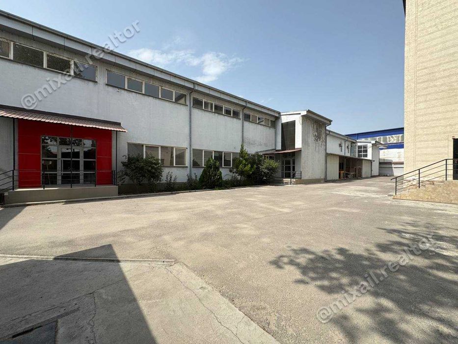 Продается База/Склад/Производство, Бектемир 32,5 сот, 3.936 м2 (87648)