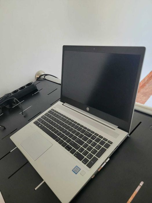 Impecabil Laptop HP ProBook i5 8265U CPU 16GB RAM Windows 10 nou 512gb