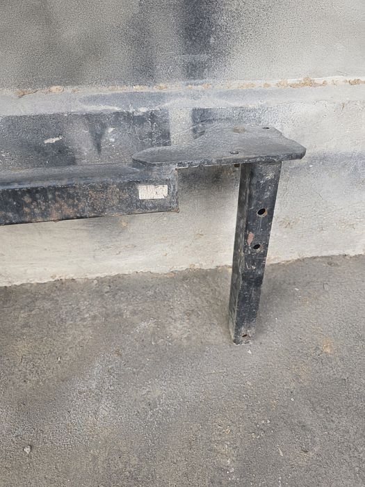 Фаркоп на Ауди 100 А6 С4 кузов.