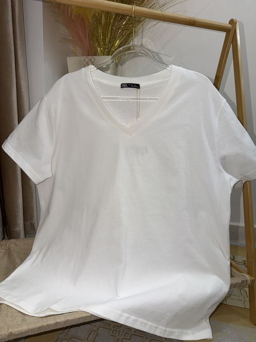 Женские футболки