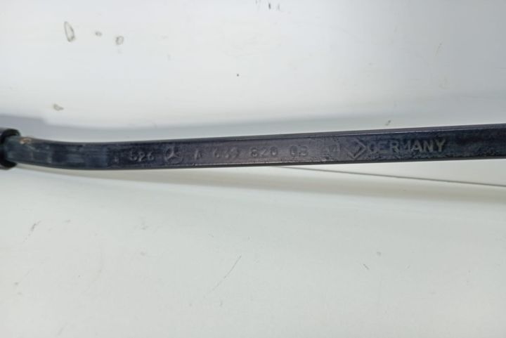 Brat  stergator parbriz dreapta A6398200844 Mercedes-Benz Vito W639