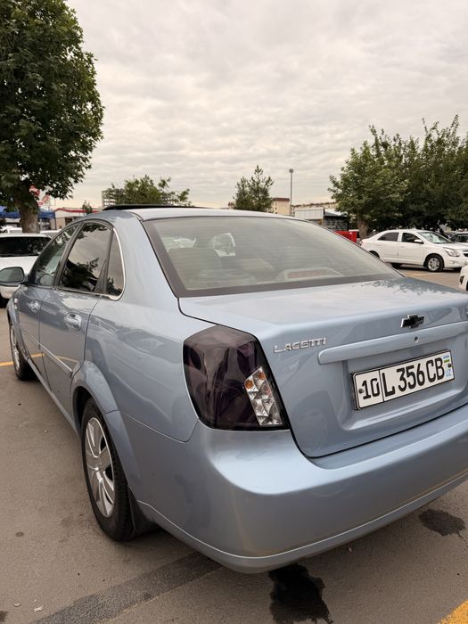 Продам ласетти 1.6 автомат