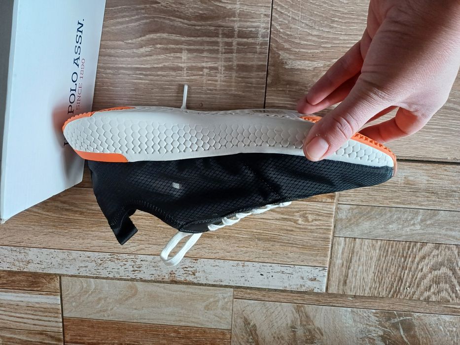 Adidași vara Calvin Klein Noi