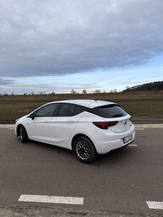 Opel Astra 1.5 2021