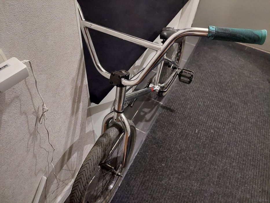 Трюковой bmx серебряный