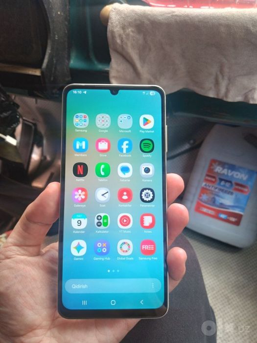 Samsung a06 telfon sotiladi   holati idiyal  bir qoll ishltilgan