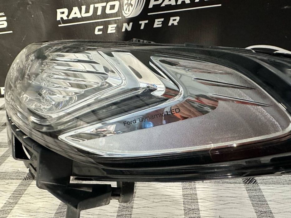 Far stanga complet Ford Mondeo Mk5 FULL LED DYNAMIC