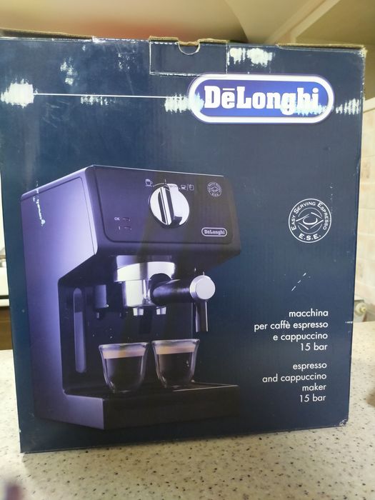 Кофемашина  delonghi