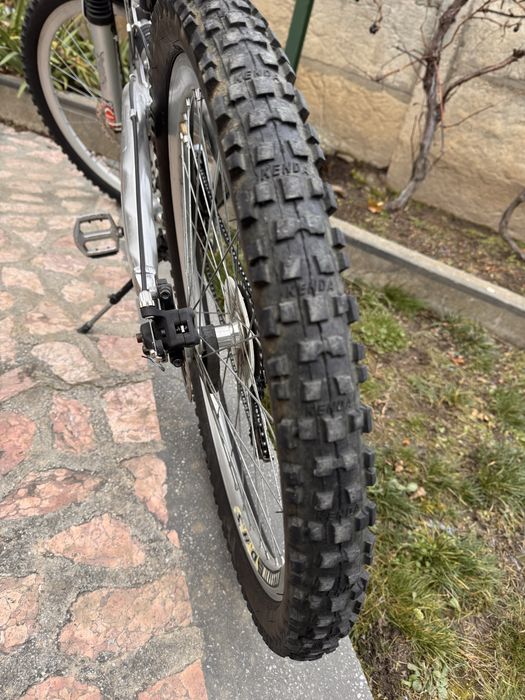 Vand 2 biciclete DHS