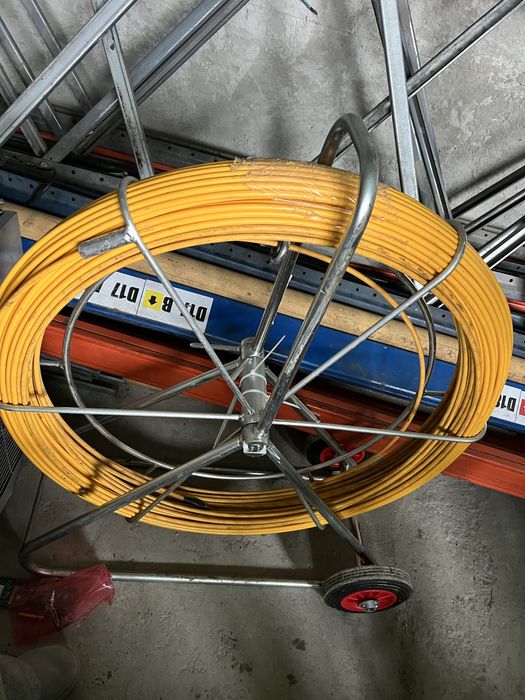 Tragator cablu fibra optica / conductori