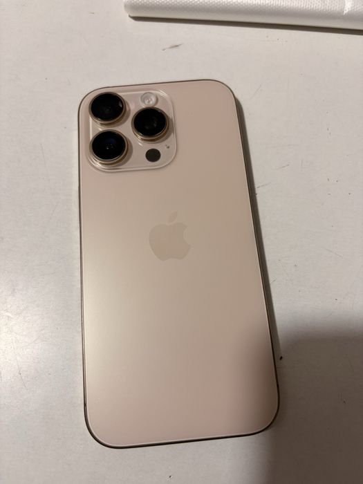 Iphoen 16 pro aybi dogi bor