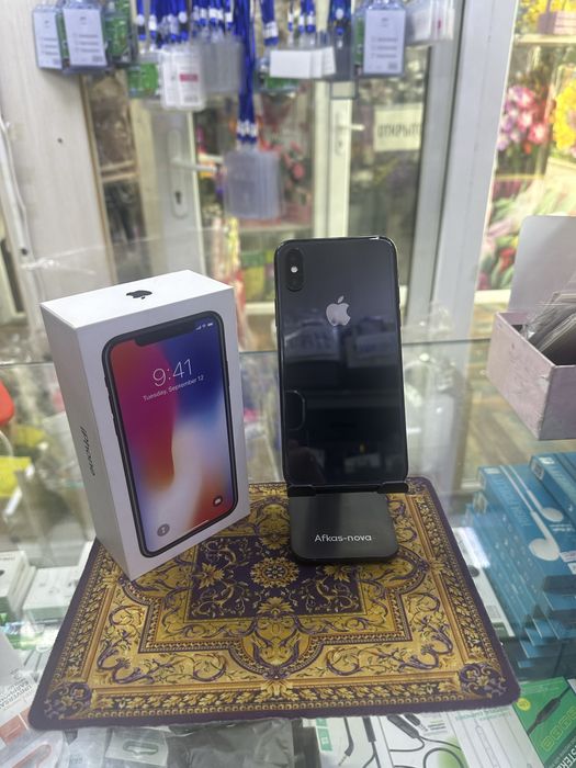 IPhone X , 64GB, в отличном состоянии, без ремонта