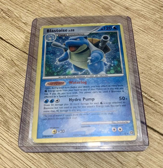 2007 Secret Wonders Damaged Blastoise Pokemon card