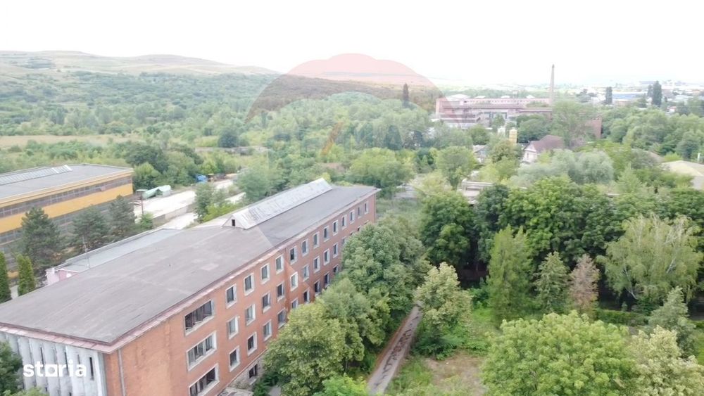 Patrimoniu Industrial, teren si clădiri, lângă Castelul Corvinilor