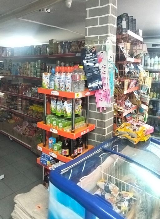 Магазин на правом берегу