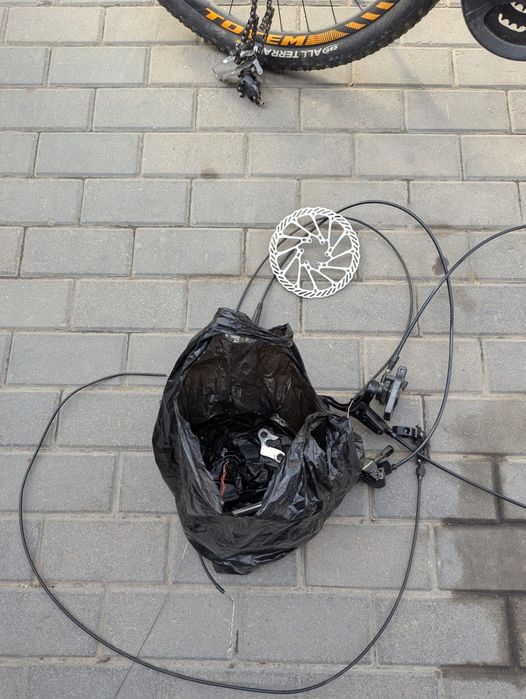 Продаю TOTEM 27.5