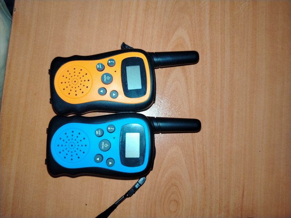 Продавам Walkie talkie