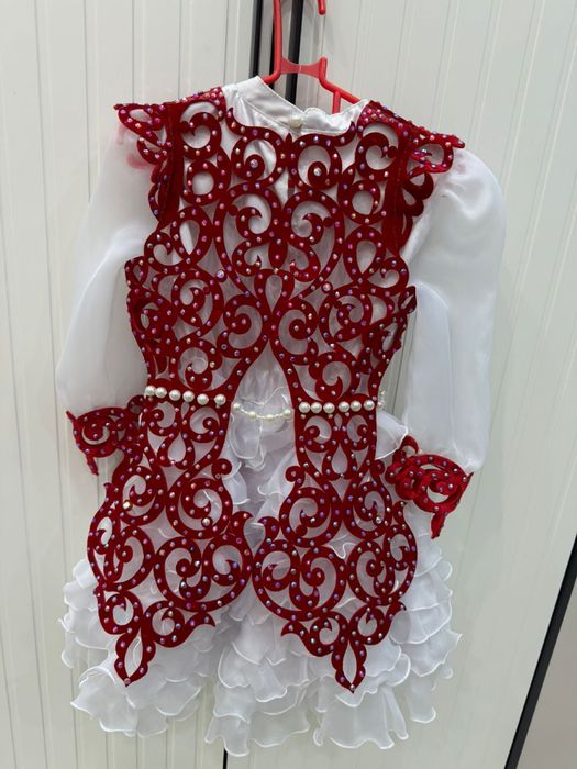 Платье на выступление 4-5 лет