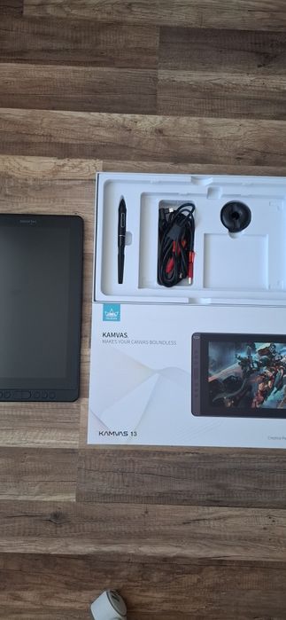 Таблет за дигитално рисуване HUION KAMVAS 13