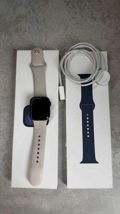 Apple Watch Series 9 41mm Midnight GPS, АКБ 91%, 2 ремешка