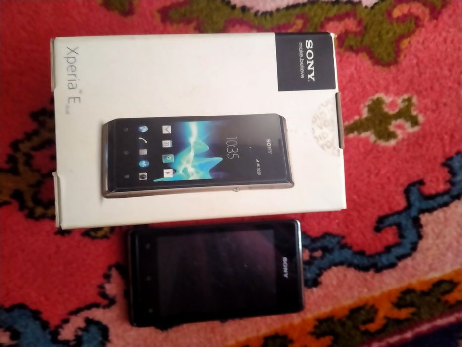 Продам телефоны на запчасти