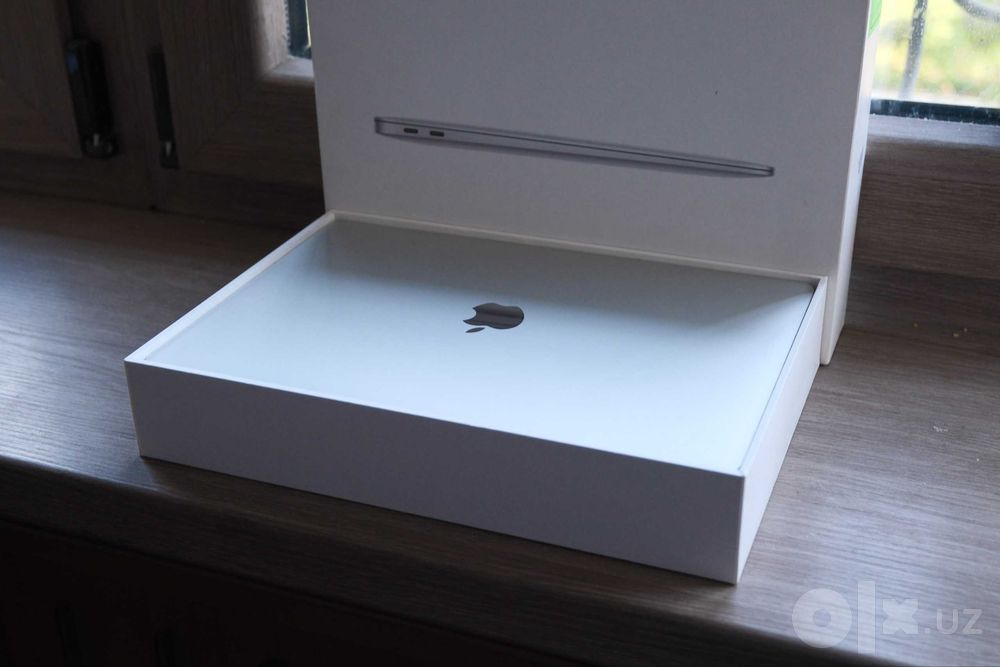 MacBook Air 13″ 2020 / Core i3 / 8 ГБ / Retina / Коробка - СРОЧНО!!!