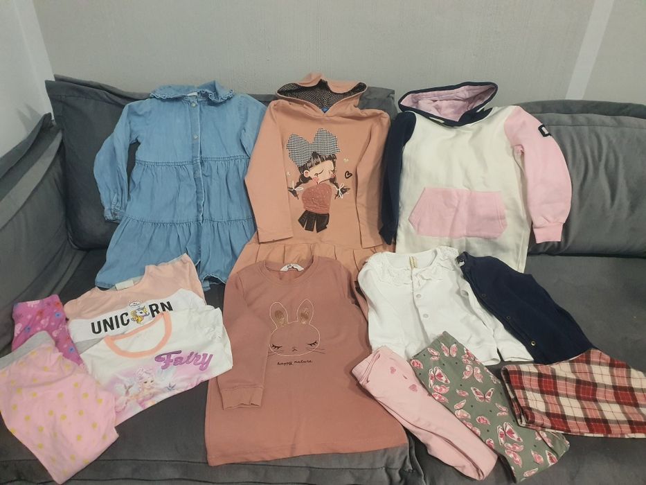 Лот Дрешки за момиче размер 110