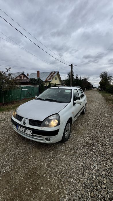 RENAULT Clio 2004 — imagine 2